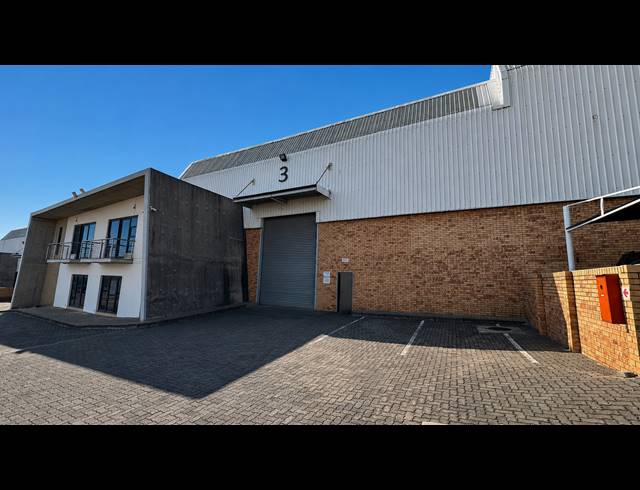 680M² WAREHOUSE TO LET IN LINBRO PARK